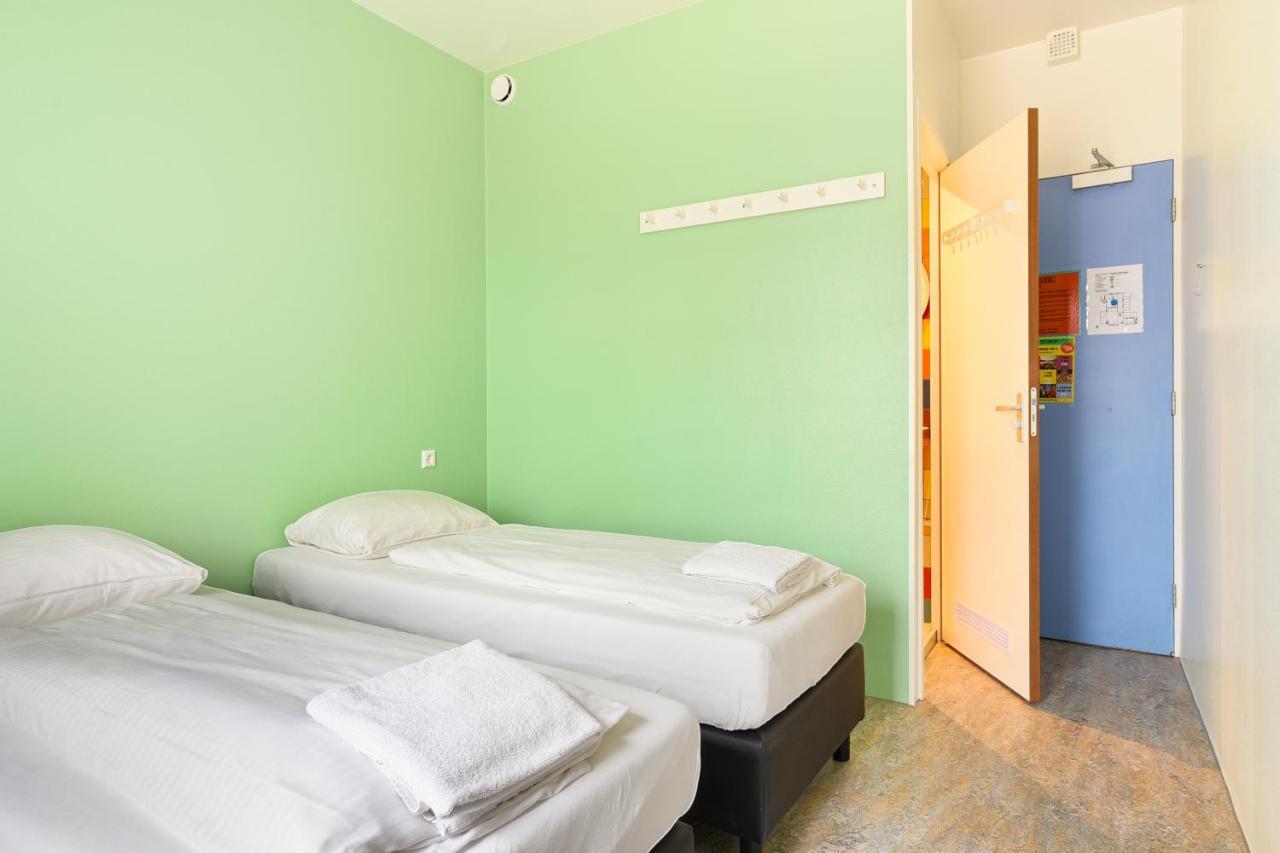 Hans Brinker Hostel Амстердам Екстериор снимка