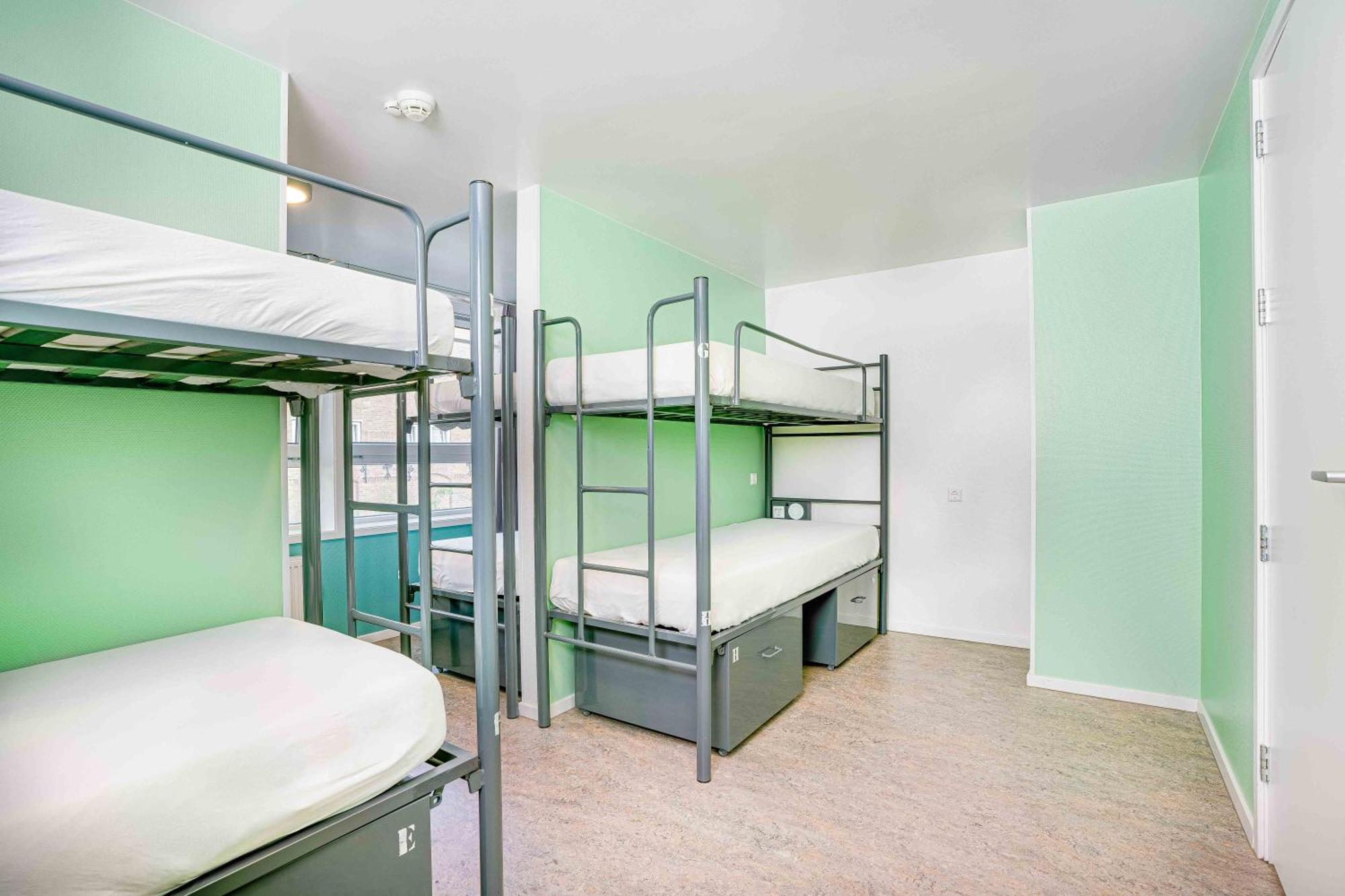 Hans Brinker Hostel Амстердам Екстериор снимка