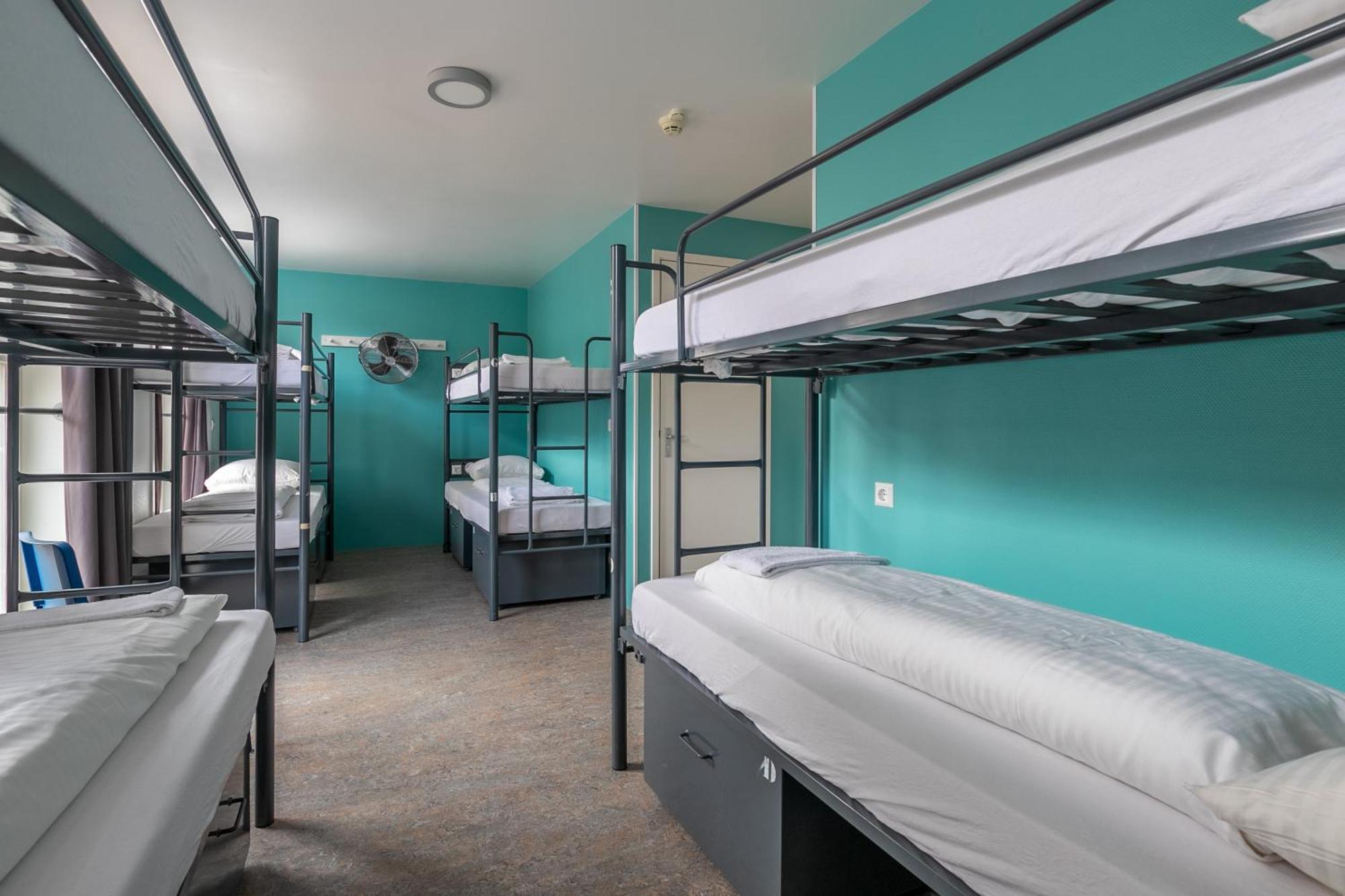 Hans Brinker Hostel Амстердам Екстериор снимка